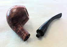 Load image into Gallery viewer, Dottle & Briar Pipe Co. Smooth Bent Apple