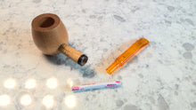 Load image into Gallery viewer, Missouri Meerschaum, Maple Hardwood Diplomat, Apple Bent Amber, 6mm