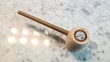 Load image into Gallery viewer, Missouri Meerschaum / Old Dominion, Laughing King, Bamboo Stem