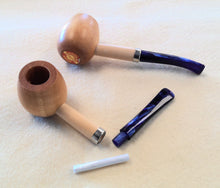 Load image into Gallery viewer, Missouri Meerschaum, Imperial Blue Hardwood
