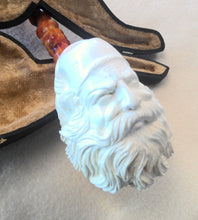 Load image into Gallery viewer, Block Meerschaum, Large Bearded Man
