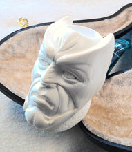 Load image into Gallery viewer, Block Meerschaum, Large Batman
