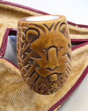 Load image into Gallery viewer, Block Meerschaum MAGA Lion

