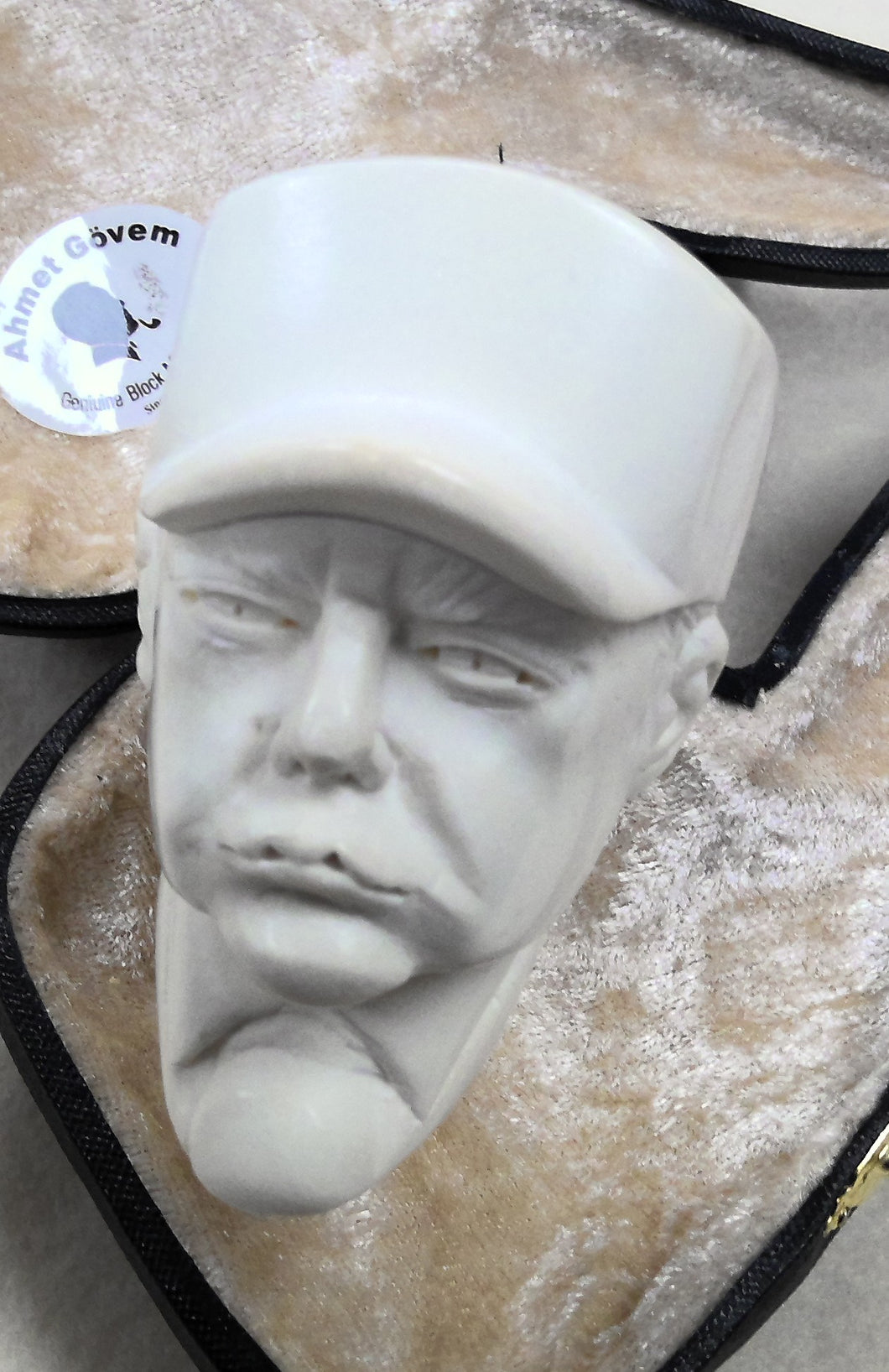Block Meerschaum, Trump With Hat