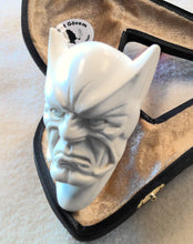 Load image into Gallery viewer, Block Meerschaum, Batman

